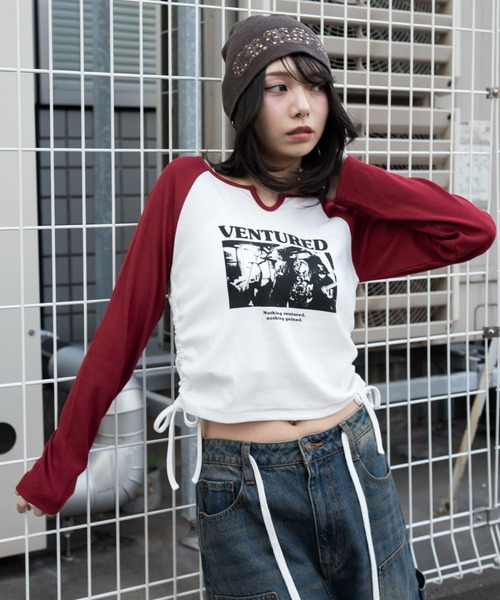 WEGO（ウィゴー）の「WEGO/【26年春夏新作】サイドドロストキーネックロンT（Tシャツ/カットソー・レディース・ブラック系その他5/ブラック/レッド・FREE）」の17枚目の写真