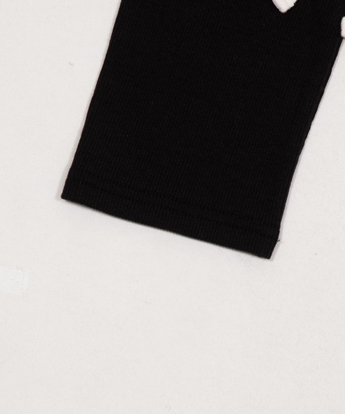 WEGO（ウィゴー）の「WEGO/【26年春夏新作】サイドドロストキーネックロンT（Tシャツ/カットソー・レディース・ブラック系その他5/ブラック/レッド・FREE）」の8枚目の写真