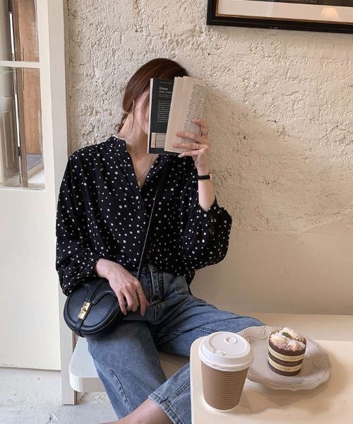 BACKYARD FAMILY(バックヤードファミリー)の「ブラウス ランダムドットデザイン(シャツ/ブラウス・レディース・ブラック/ホワイト・XL/M/L)」の20枚目の写真