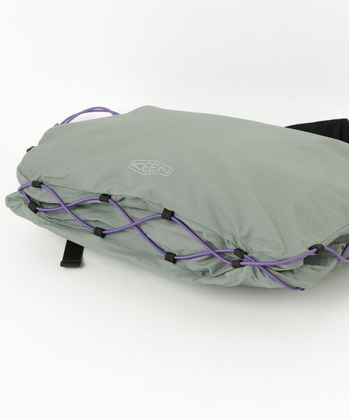 KEEN(キーン)の「NYLON SHELL SHOULDER / ナイロン シェル ショルダー(ショルダーバッグ・メンズ・グリーン系その他・OS)」の3枚目の写真