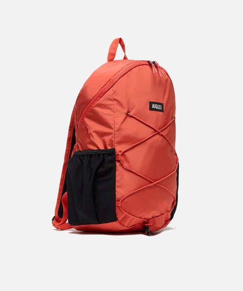 AIGLE(エーグル)の「撥水 ライト&コンパクト パッカブルバックパック 20L(バックパック/リュック・レディース・オレンジ/ホワイト/ダークネイビー/ダークブルー・FREE)」の9枚目の写真