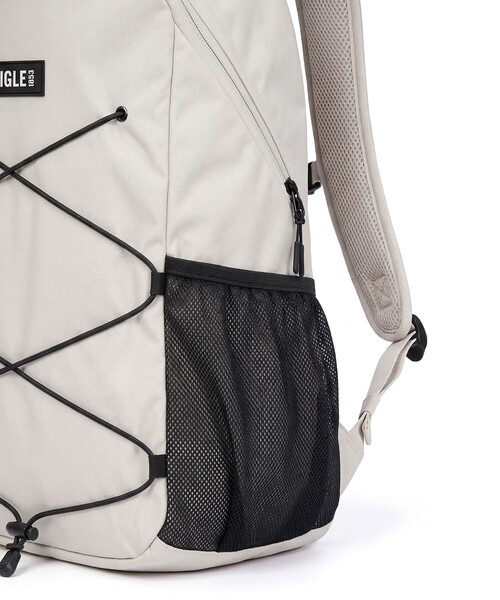 AIGLE(エーグル)の「撥水 ライト&コンパクト パッカブルバックパック 20L(バックパック/リュック・レディース・オレンジ/ホワイト/ダークネイビー/ダークブルー・FREE)」の21枚目の写真