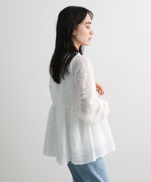 Futier land(フューティアランド)の「キーネックペプラムフリンジトップス(シャツ/ブラウス・レディース・ブラック/ホワイト/ブルー・FREE)」の6枚目の写真