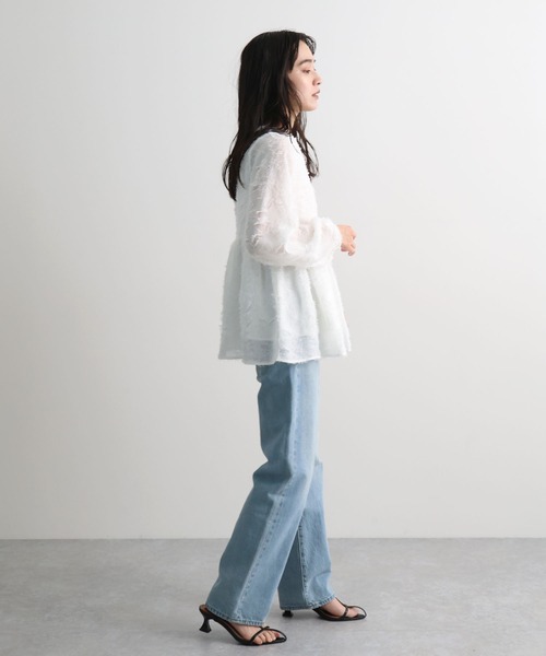 Futier land(フューティアランド)の「キーネックペプラムフリンジトップス(シャツ/ブラウス・レディース・ブラック/ホワイト/ブルー・FREE)」の14枚目の写真