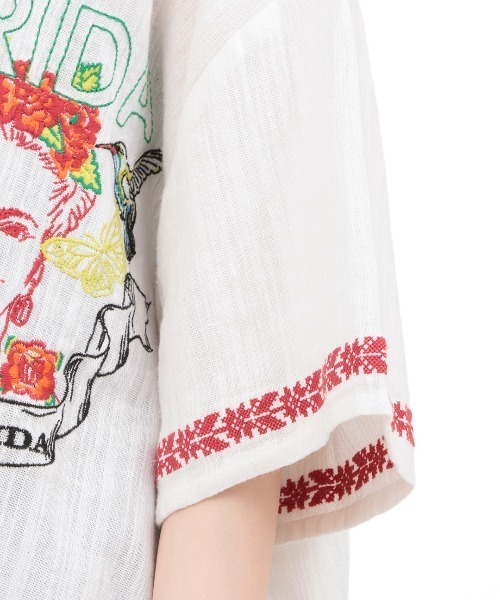 チチカカ(チチカカ)の「Rico 世界の偉人刺繍シャツ(シャツ/ブラウス・レディース・その他1/その他3/その他2・FREE)」の13枚目の写真
