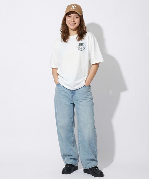 Disney(ディズニー)の「親子お揃い ディズニー バックプリントTシャツ 1339A(Tシャツ/カットソー・レディース・ブラック/ホワイト・ユニセックスM/ユニセックスXL/ユニセックスL/ユニセックスS)」の8枚目の写真