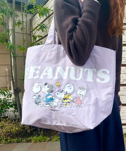 PEANUTS(ピーナッツ)の「PEANUTS/ピーナッツ スヌーピー&フレンズシリーズトートバッグ(トートバッグ・レディース・グレー/ベージュ/ラベンダー・ONE SIZE)」の12枚目の写真