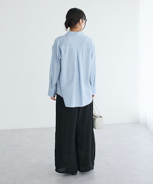 CRAFT STANDARD BOUTIQUE(クラフトスタンダードブティック)の「Vネックスキッパーシャツ(シャツ/ブラウス・レディース・オフホワイト/グレイッシュベージュ/サックスブルー・FREE)」の6枚目の写真