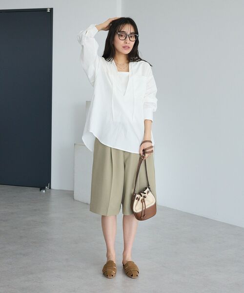 CRAFT STANDARD BOUTIQUE(クラフトスタンダードブティック)の「Vネックスキッパーシャツ(シャツ/ブラウス・レディース・オフホワイト/グレイッシュベージュ/サックスブルー・FREE)」の11枚目の写真