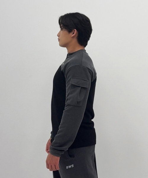 BARBELLWORKS（バーベルワークス）の「配色アノラックスウェット（スウェット・メンズ・ブラック・LARGE/X-LARGE）」の2枚目の写真