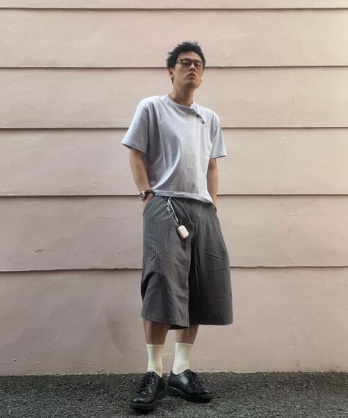 TOFFEE(トフィー)の「ワンタックストライプバミューダスラックス (グレー)(スラックス・メンズ・その他・SMALL/MEDIUM/LARGE/X-LARGE)」の4枚目の写真
