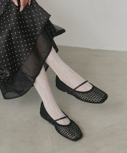 ad thie(アドティエ)の「メッシュ メリージェーン パンプス(パンプス・レディース・ライトグレー/ブラック・LARGE/MEDIUM)」の4枚目の写真