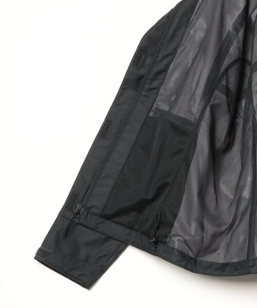 Columbia(コロンビア)の「コロンビア ハイクバウンドIIジャケット(マウンテンパーカー・レディース・ブラック/パープル・M/L/S/XL)」の3枚目の写真