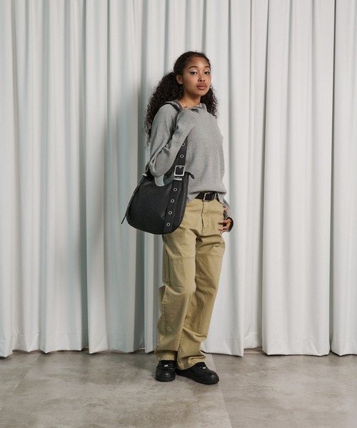 FTW（エフティダブリュー）の「EYELET 2WAY BAG（ショルダーバッグ・レディース・ブラック・FREE）」の8枚目の写真