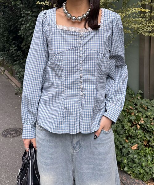 CIAOPANIC（チャオパニック）の「【neutral by ciaopanic】スクエアネックシャーリングブラウス（シャツ/ブラウス・レディース・ホワイト/ネイビー/ブルー・FREE）」の13枚目の写真