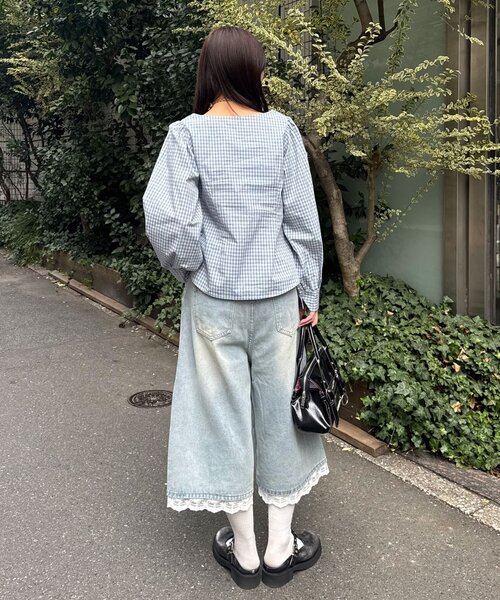 CIAOPANIC（チャオパニック）の「【neutral by ciaopanic】スクエアネックシャーリングブラウス（シャツ/ブラウス・レディース・ホワイト/ネイビー/ブルー・FREE）」の18枚目の写真