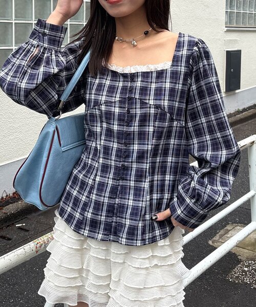 CIAOPANIC（チャオパニック）の「【neutral by ciaopanic】スクエアネックシャーリングブラウス（シャツ/ブラウス・レディース・ホワイト/ネイビー/ブルー・FREE）」の19枚目の写真