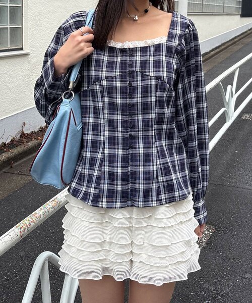 CIAOPANIC（チャオパニック）の「【neutral by ciaopanic】スクエアネックシャーリングブラウス（シャツ/ブラウス・レディース・ホワイト/ネイビー/ブルー・FREE）」の21枚目の写真