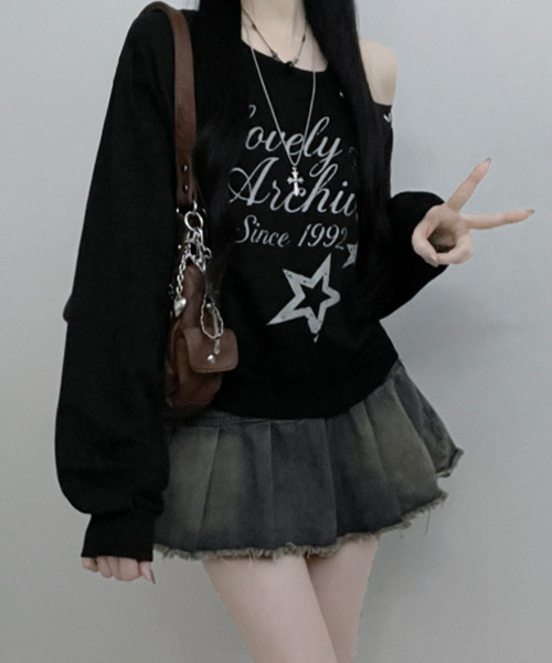 VIVID LADY（ビビッドレディー）の「ワンショルダー スタープリント スウェット（スウェット・レディース・ブラック/アイボリー/グレー・FREE）」の18枚目の写真