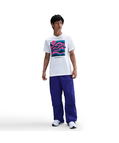 NIKE(ナイキ)の「NIKE/ナイキ ナイキ NSW OC SSTNBLTY 2(Tシャツ/カットソー・レディース・ベージュ/ホワイト・L/S/XL)」の4枚目の写真