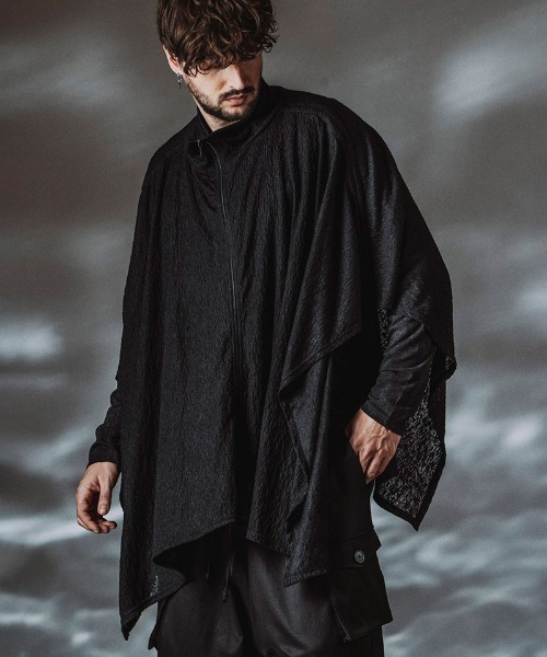 NO ID.（ノーアイディ）の「mj11499- ﾄﾞﾛｰｽﾄﾘﾝｸﾞｽﾊｲｶﾗｰﾎﾟﾝﾁｮ(458006-462T)（ポンチョ・メンズ・ホワイト/ブラック/グレー・ONE SIZE）」の11枚目の写真