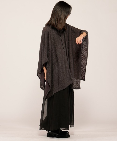 NO ID.（ノーアイディ）の「mj11499- ﾄﾞﾛｰｽﾄﾘﾝｸﾞｽﾊｲｶﾗｰﾎﾟﾝﾁｮ(458006-462T)（ポンチョ・メンズ・ホワイト/ブラック/グレー・ONE SIZE）」の19枚目の写真