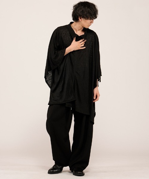 NO ID.（ノーアイディ）の「mj11499- ﾄﾞﾛｰｽﾄﾘﾝｸﾞｽﾊｲｶﾗｰﾎﾟﾝﾁｮ(458006-462T)（ポンチョ・メンズ・ホワイト/ブラック/グレー・ONE SIZE）」の21枚目の写真