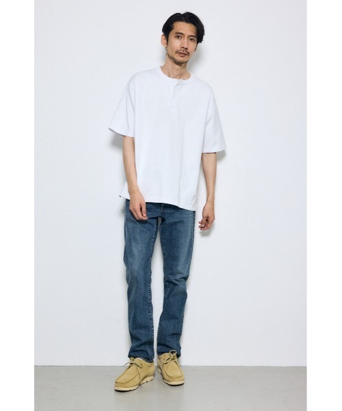 AZUL by moussy(アズールバイマウジー)の「ヘンリーネックハングTシャツ 春服 夏服 秋服 無地 半袖(Tシャツ/カットソー・メンズ・ホワイト/ブラック・SMALL/MEDIUM/LARGE)」の6枚目の写真