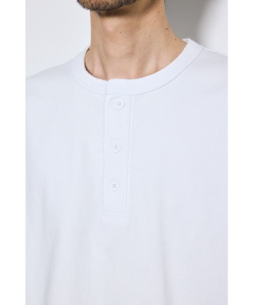AZUL by moussy(アズールバイマウジー)の「ヘンリーネックハングTシャツ 春服 夏服 秋服 無地 半袖(Tシャツ/カットソー・メンズ・ホワイト/ブラック・SMALL/MEDIUM/LARGE)」の10枚目の写真