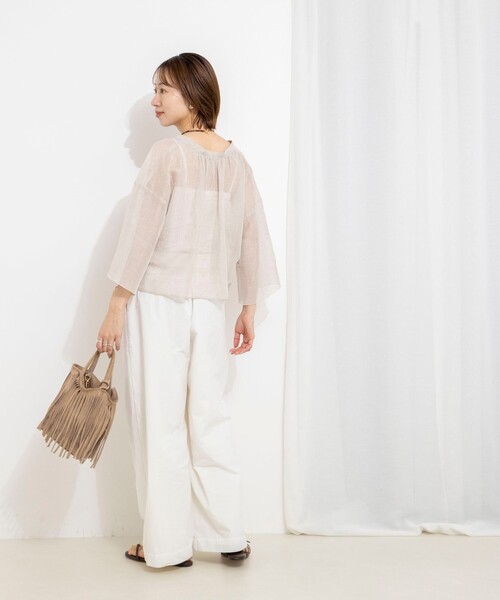 NOLLEY’S(ノーリーズ)の「ウォッシャブルシアーリネンカールマイヤーショートブラウス(シャツ/ブラウス・レディース・サックスブルー/ホワイト/ベージュ・FREE)」の5枚目の写真