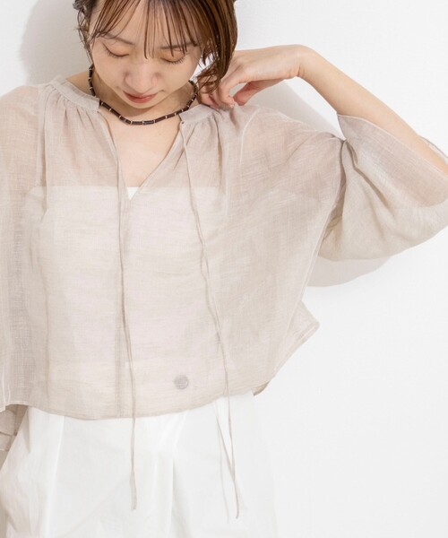NOLLEY’S(ノーリーズ)の「ウォッシャブルシアーリネンカールマイヤーショートブラウス(シャツ/ブラウス・レディース・サックスブルー/ホワイト/ベージュ・FREE)」の10枚目の写真