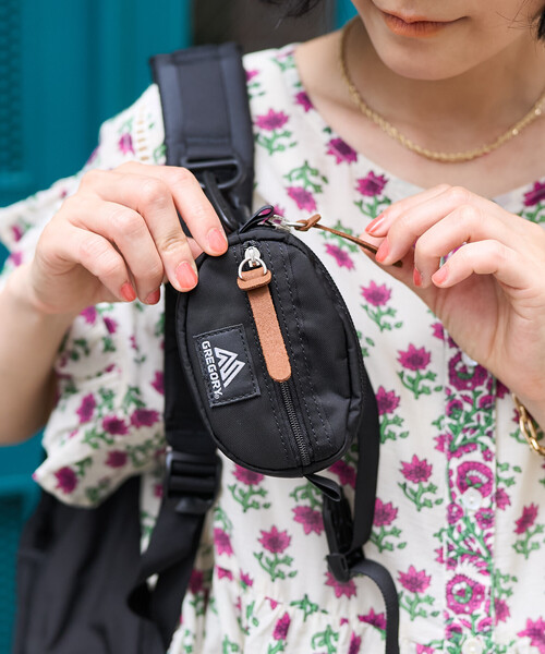 FREAK'S STORE(フリークスストア)の「GREGORY/グレゴリー MICRO POUCH TAILMATE/マイクロ ポーチ テールメイト(ポーチ・レディース・ブラック/パープル・ONE SIZE)」の5枚目の写真