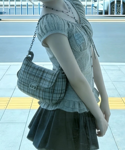 ViViDAY(ビビデー)の「襟リボン チェック柄半袖ブラウス(シャツ/ブラウス・レディース・ベージュ・M)」の10枚目の写真