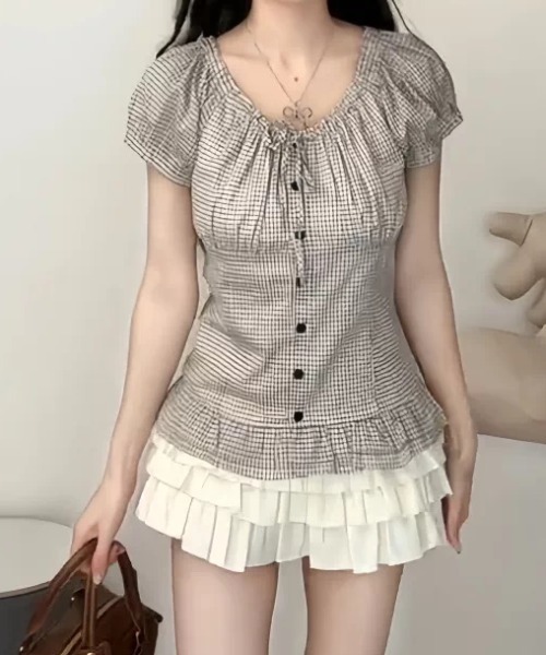ViViDAY(ビビデー)の「襟リボン チェック柄半袖ブラウス(シャツ/ブラウス・レディース・ベージュ・M)」の16枚目の写真