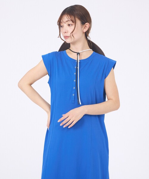 abahouse mavie(アバハウスマヴィ)の「【接触冷感!速乾!】ヘンリーネック2WAYワンピース(ワンピース・レディース・ブラック/ブルー/ブラウン・フリー)」の6枚目の写真
