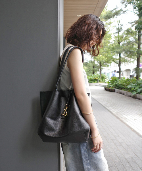 LE TALON(ルタロン)の「《WEB限定》 MILLELA FIRENZE/ミレッラ BIT LEATHER TOTE(トートバッグ・レディース・ブラウン/ブラック・FREE)」の4枚目の写真