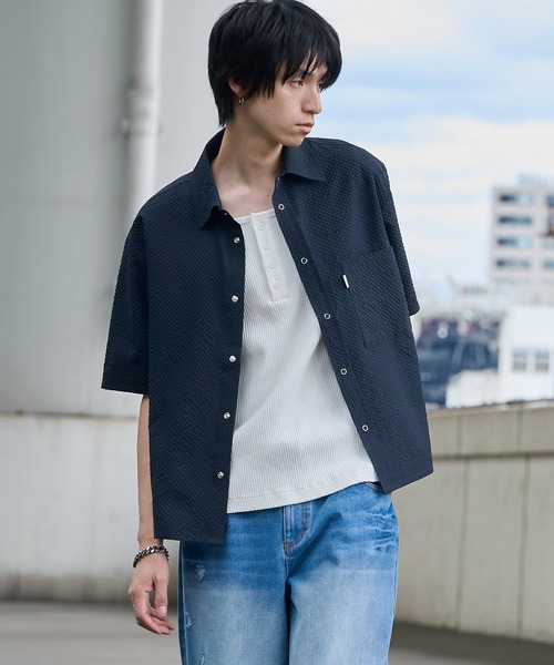 LANDNESS（ランドネス）の「【LANDNESS/ランドネス】Seersucker Layered Pocket Shirt/シアサッカーレイヤーポケットシャツ（シャツ/ブラウス・メンズ・ブラック/ライトグレー/ブラウン/ネイビー・S/M/L）」の4枚目の写真