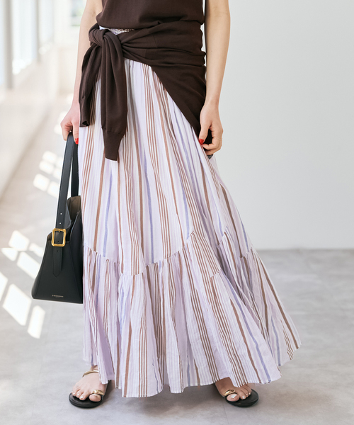 Spick & Span(スピックアンドスパン)の「《別注カラー有》ne Quittez pas CottonVoile StripeSlant Panel Skirt*(スカート・レディース・ラベンダー/ブルー・MEDIUM)」の3枚目の写真