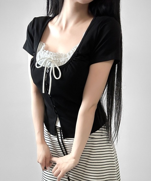 FOLLOWIN(フォロウィン)の「【3COLOR】ネックギャザーリボンレースアップTシャツ(Tシャツ/カットソー・レディース・グレー/ホワイト/ブラック・FREE)」の13枚目の写真
