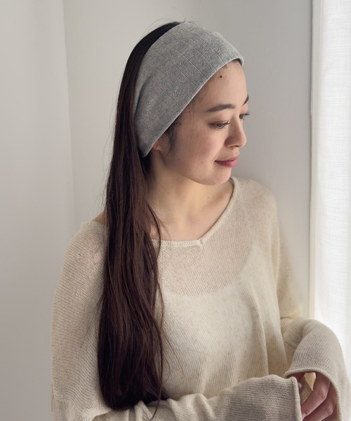 CANAL JEAN(キャナルジーン)の「El mar 小花アイレットヘアバンド(ヘアバンド・レディース・ネイビー/グレー・ONE SIZE)」の2枚目の写真