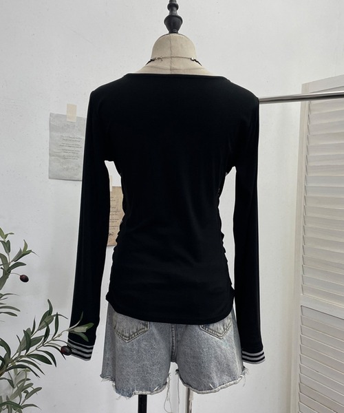 MEMECLE(メメクル)の「【 MEMECLE / メメクル 】バタフライ ボーダーカットソー Y2K レイヤード風(Tシャツ/カットソー・レディース・ホワイト/グレー/ブラック・FREE)」の12枚目の写真