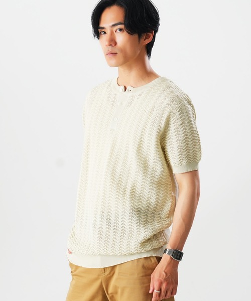 Beno(ビーノ)の「透かし編み ヘンリーネック 半袖ニット / サマーニット シアーニット メンズ ジャガード Sheer Henley Knit(Tシャツ/カットソー・メンズ・ブラック/アイボリー/ブラウン・MEDIUM/LARGE/X-LARGE)」の4枚目の写真