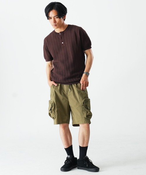 Beno(ビーノ)の「透かし編み ヘンリーネック 半袖ニット / サマーニット シアーニット メンズ ジャガード Sheer Henley Knit(Tシャツ/カットソー・メンズ・ブラック/アイボリー/ブラウン・MEDIUM/LARGE/X-LARGE)」の15枚目の写真