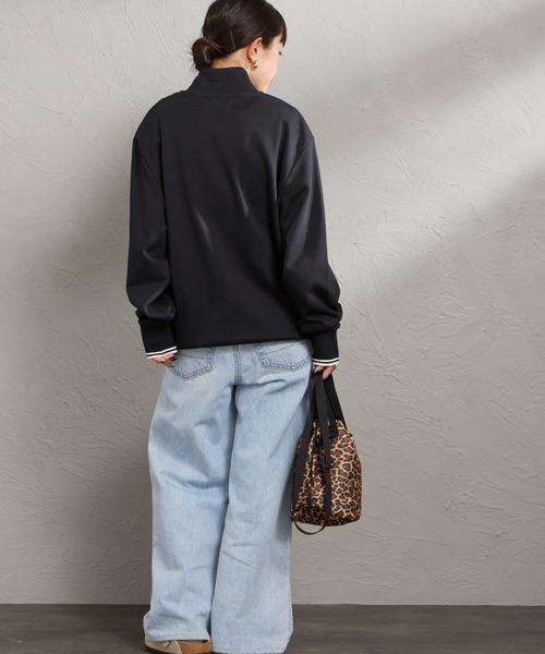 FRED PERRY（フレッドペリー）の「[FRED PERRY/フレッドペリー] ジップスルー スウェットシャツ（スウェット・レディース・ダークグレー/オフホワイト/ブラック・S/M/L）」の21枚目の写真