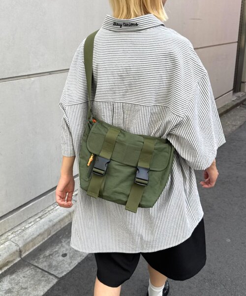 CIAOPANIC TYPY（チャオパニックティピー）の「【ユニセックス】カメラマンショルダーバック（ショルダーバッグ・レディース・ブラック/カーキ/ベージュ・ONE SIZE）」の13枚目の写真