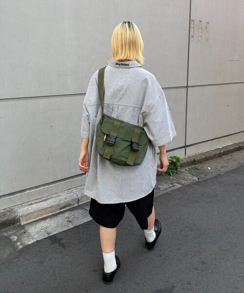 CIAOPANIC TYPY（チャオパニックティピー）の「【ユニセックス】カメラマンショルダーバック（ショルダーバッグ・レディース・ブラック/カーキ/ベージュ・ONE SIZE）」の11枚目の写真