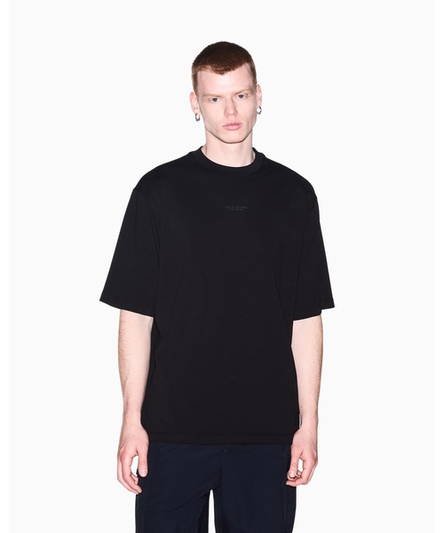 ARMANI EXCHANGE(アルマーニエクスチェンジ)の「【A|X アルマーニ エクスチェンジ】AXロゴ コンフォートフィット 半袖クルーネックTシャツ/COMFORT(EC限定カラー含)(Tシャツ/カットソー・メンズ・オフホワイト/ブラック/ダークネイビー・XX-LARGE/SMALL/X-SMALL/X-LARGE/MEDIUM/LARGE)」の2枚目の写真