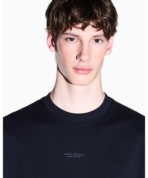 ARMANI EXCHANGE(アルマーニエクスチェンジ)の「【A|X アルマーニ エクスチェンジ】AXロゴ コンフォートフィット 半袖クルーネックTシャツ/COMFORT(EC限定カラー含)(Tシャツ/カットソー・メンズ・オフホワイト/ブラック/ダークネイビー・XX-LARGE/SMALL/X-SMALL/X-LARGE/MEDIUM/LARGE)」の4枚目の写真