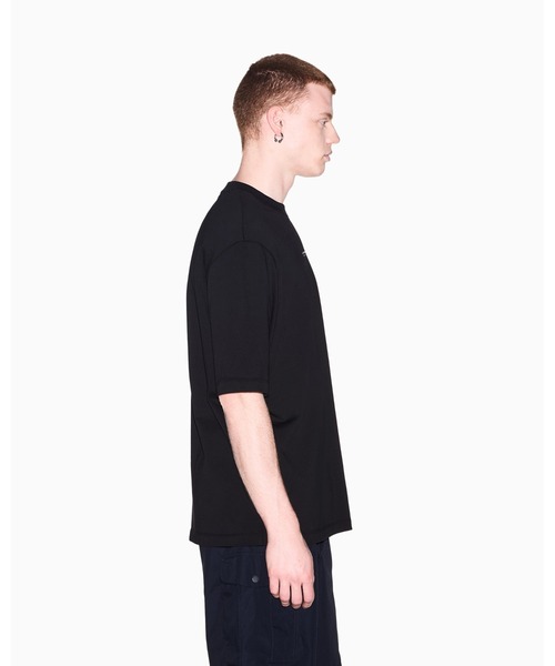 ARMANI EXCHANGE(アルマーニエクスチェンジ)の「【A|X アルマーニ エクスチェンジ】AXロゴ コンフォートフィット 半袖クルーネックTシャツ/COMFORT(EC限定カラー含)(Tシャツ/カットソー・メンズ・オフホワイト/ブラック/ダークネイビー・XX-LARGE/SMALL/X-SMALL/X-LARGE/MEDIUM/LARGE)」の10枚目の写真