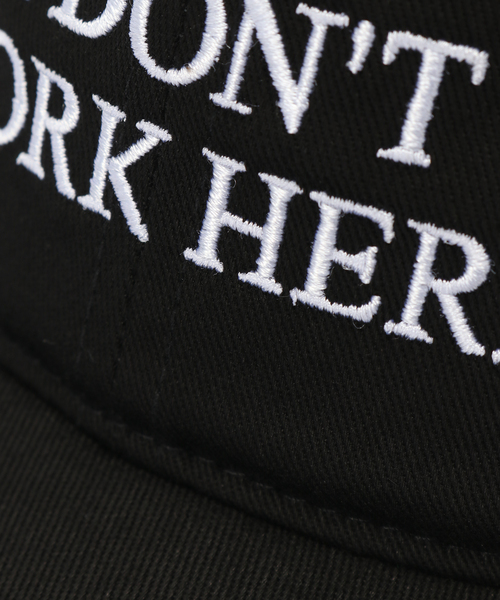 IDEA BOOKS(アイディアブックス)の「IDEA BOOKS / アイディアブックス SORRY I DONT WORK HERE HAT(キャップ・メンズ・ブラック/ベージュ/ブルー/グリーン・FREE)」の8枚目の写真